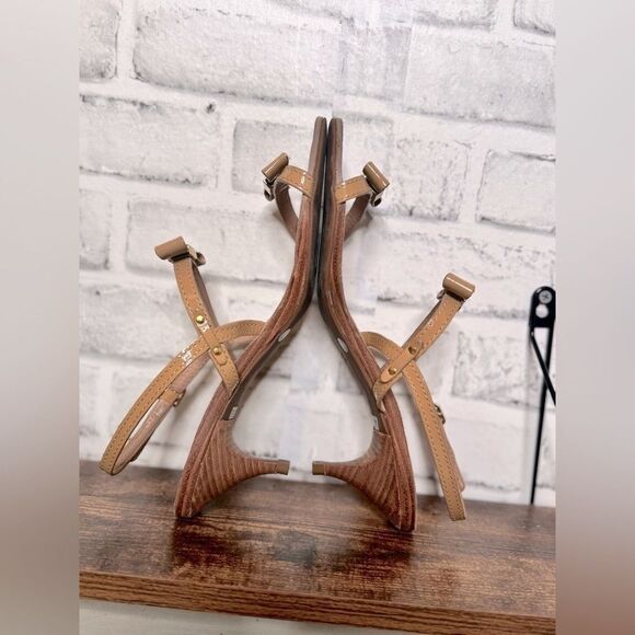 Tory Burch Women's Kailey Tan Brown Patent Leather Bow Slingback Heels Size 8.5 - Picture 4 of 10